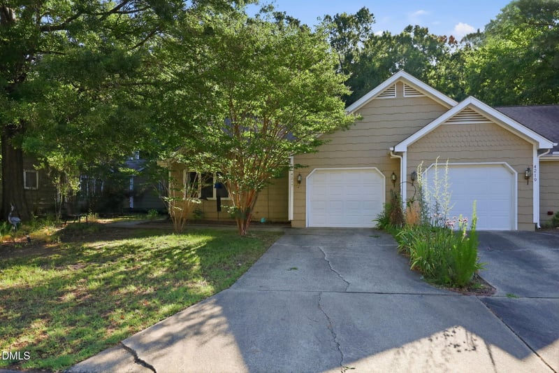 4217 Pin Oak Dr, Durham, NC 27707
