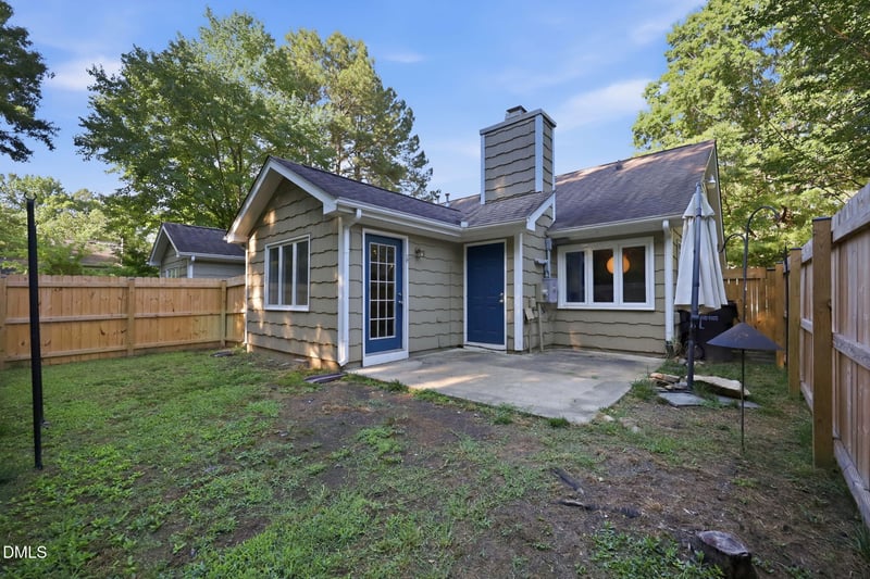 4217 Pin Oak Dr, Durham, NC 27707
