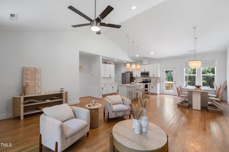4217 Us 70 , Durham, NC 27705