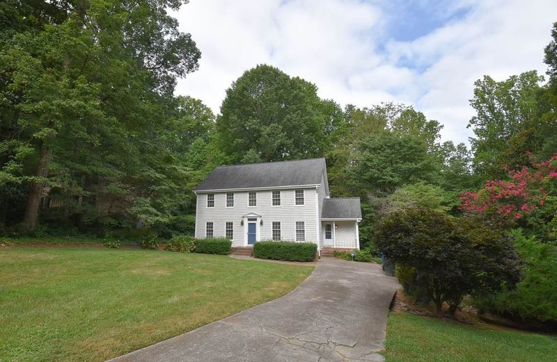 4217 Wingate Dr, Raleigh, NC 27609