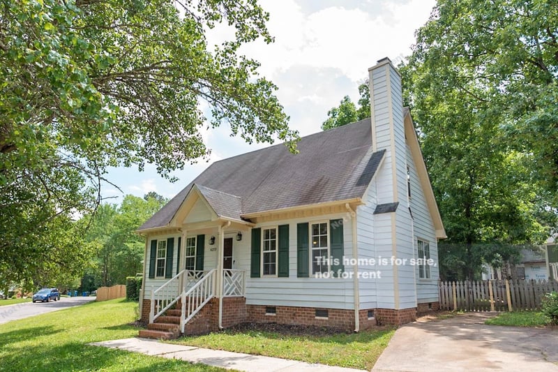 4219 Bluffs Ln, Durham, NC 27712