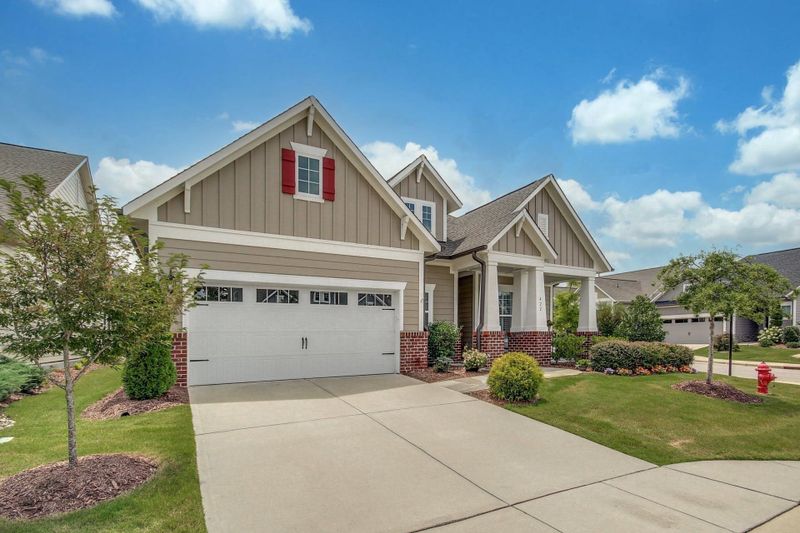 422 Abercorn Cir, Chapel Hill, NC 27516