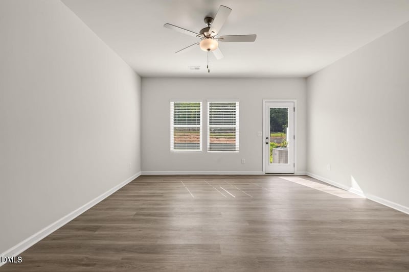 422 Barrington Key Dr, Zebulon, NC 27597
