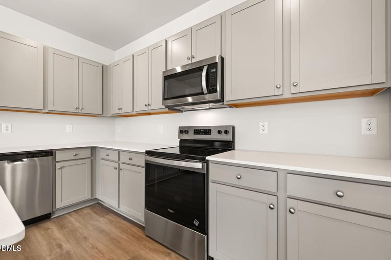 422 Barrington Key Dr, Zebulon, NC 27597