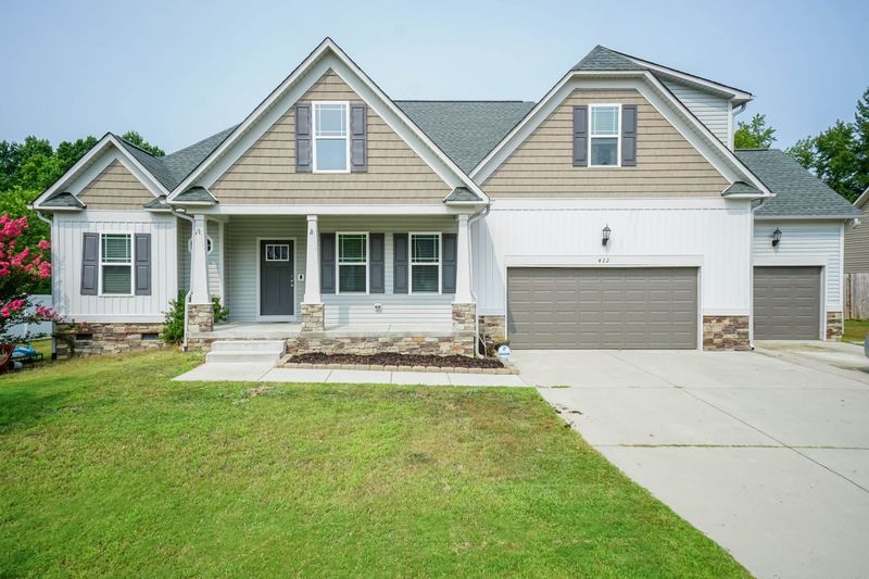 422 Brazil Nut Ln, Smithfield, NC 27577