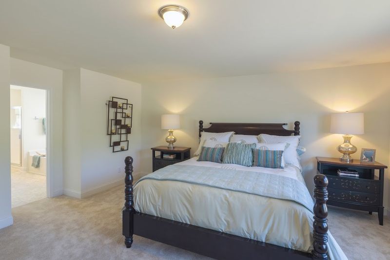 422 Fairway Dr, Mebane, NC 27302