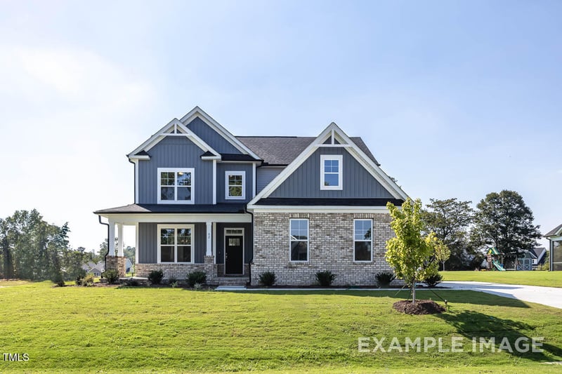 422 Grading Stick Ct, Angier, NC 27501