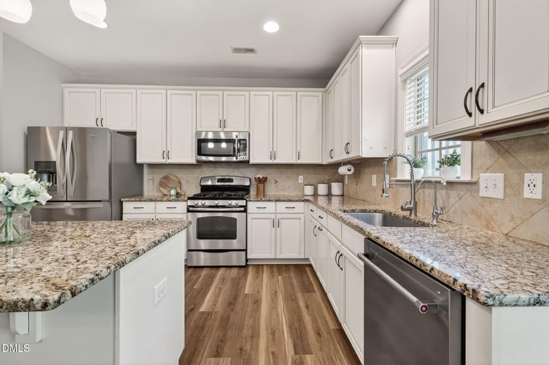 422 Lone Pine Loop, Fuquay Varina, NC 27526