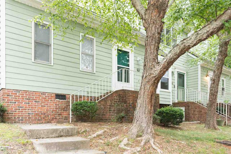 422 Oak Run Dr, Raleigh, NC 27606