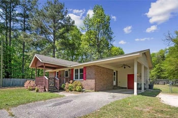 422 Porter Rd, Hope Mills, NC 28348