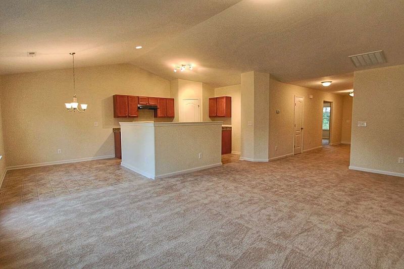 422 Sequoia Dr, Clayton, NC 27527