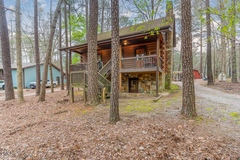 422 Shawnee Dr, Louisburg, NC 27549