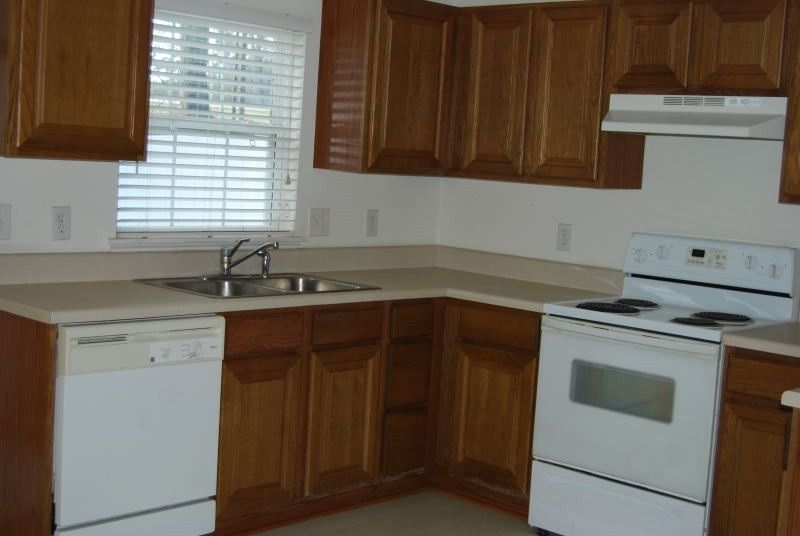 422 St John Dr, Durham, NC 27703