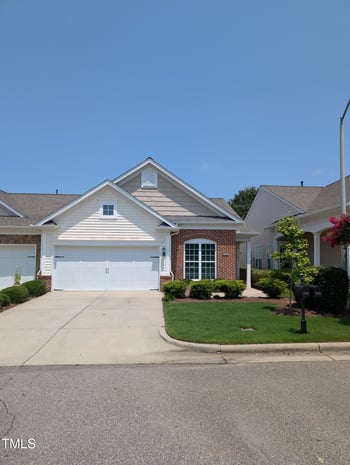4221 Del Webb Ave, Cary, NC 27519