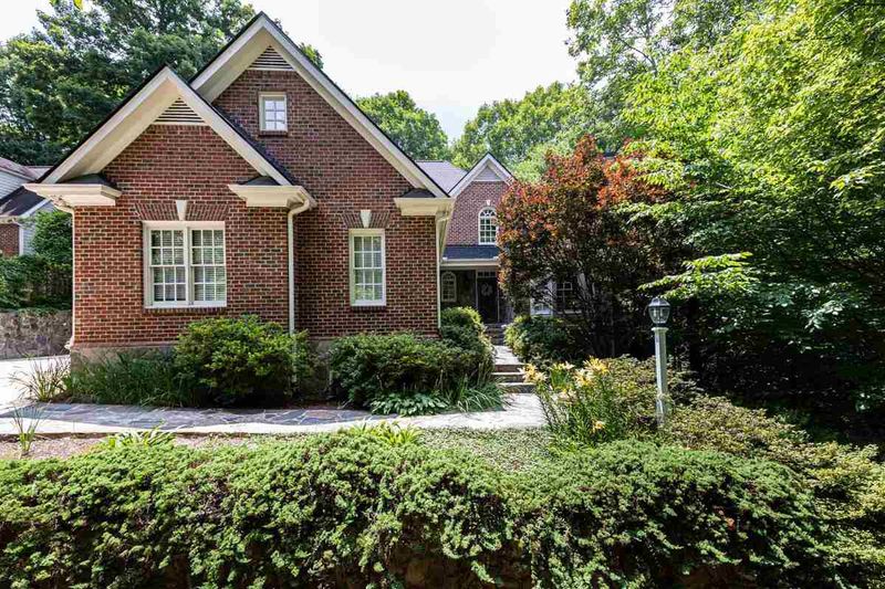 4221 Glen Laurel Dr, Raleigh, NC 27612