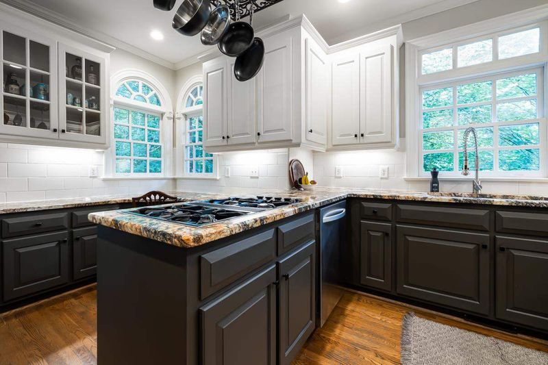 4221 Glen Laurel Dr, Raleigh, NC 27612