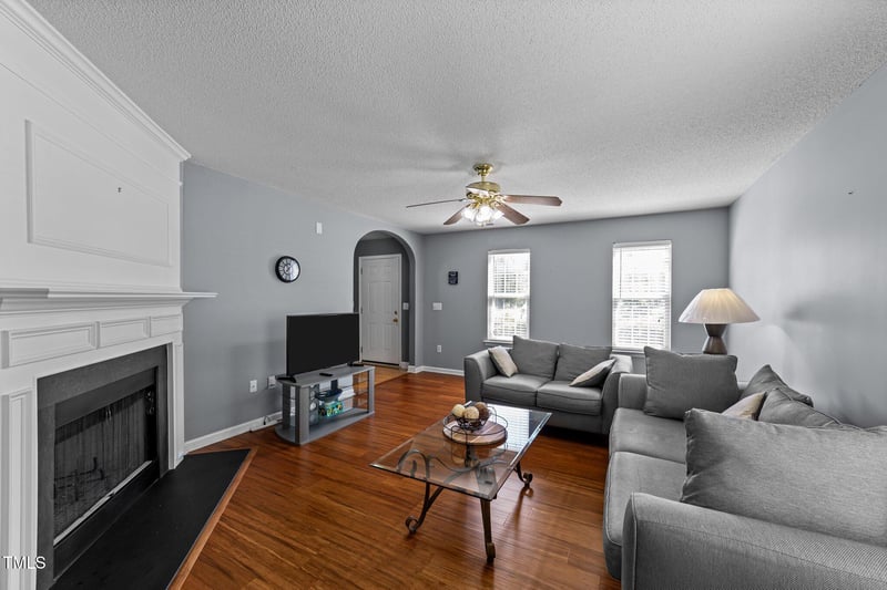 4221 Ivy Hill Rd, Raleigh, NC 27616