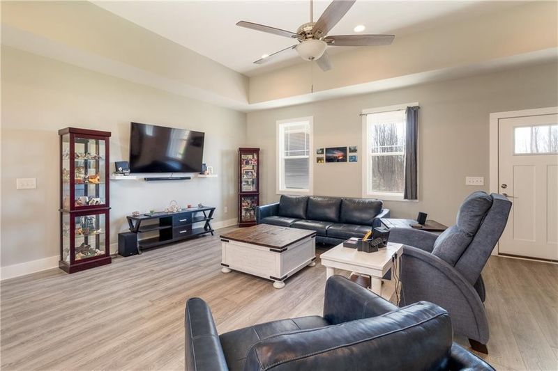 4221 Jacks Creek Trl, Burlington, NC 27215