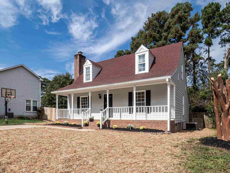4221 Old Brick Ct, Raleigh, NC 27616
