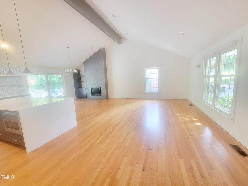 4221 Rowan St, Raleigh, NC 27609