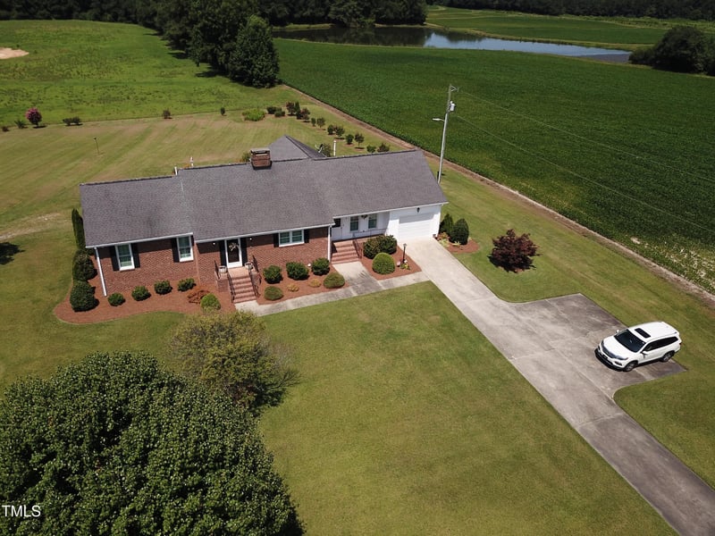 4221 Zacks Mill Rd, Angier, NC 27501