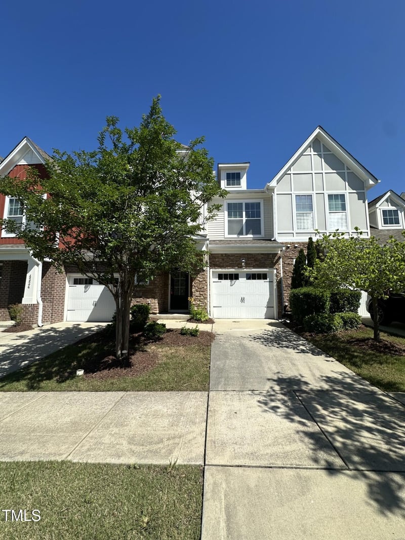 4222 Vallonia Dr, Cary, NC 27519