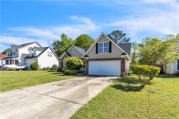 4223 Pete Warner Ct, Hope Mills, NC 28348