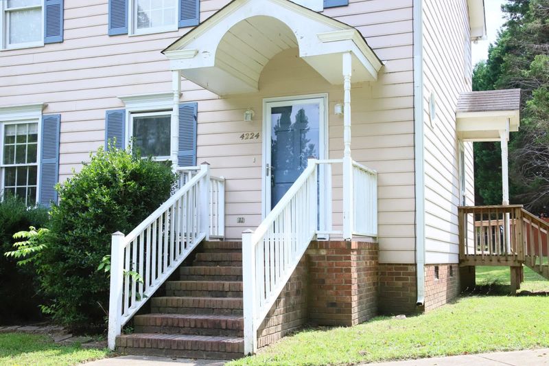 4224 Bluewing Rd, Raleigh, NC 27616