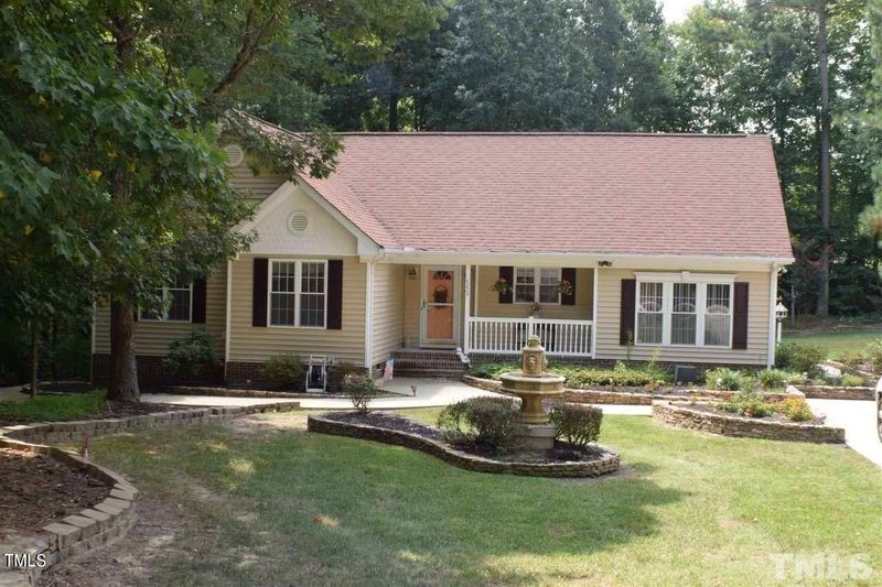 4224 Dunn Dr, Raleigh, NC 27616