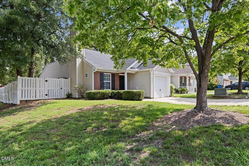 4225 Lake Woodard Dr, Raleigh, NC 27604