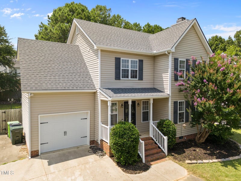 4225 Mangrove Dr, Raleigh, NC 27616