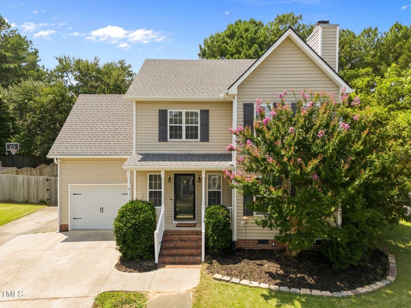 4225 Mangrove Dr, Raleigh, NC 27616