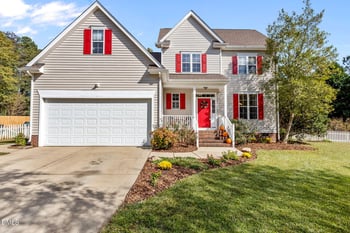 4225 Olive Hill Dr, Holly Springs, NC 27540