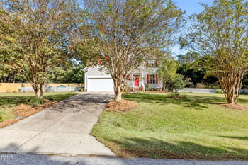 4225 Olive Hill Dr, Holly Springs, NC 27540