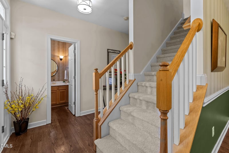 4225 Olive Hill Dr, Holly Springs, NC 27540