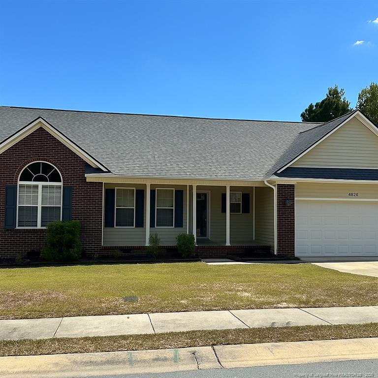 4225 Redmill Ln, Hope Mills, NC 28348