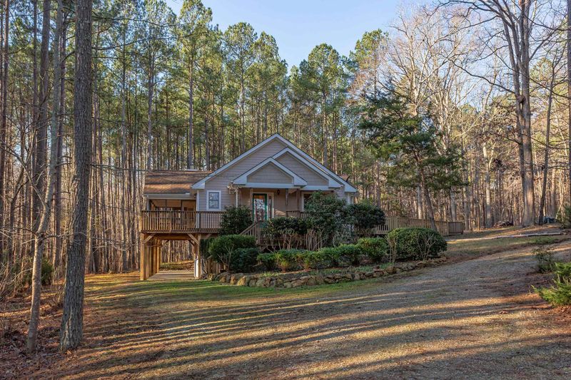 4225 University Station Rd, Chapel Hill, NC 27514