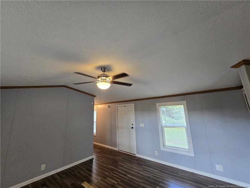 4225 Yarborough Rd, Hope Mills, NC 28348