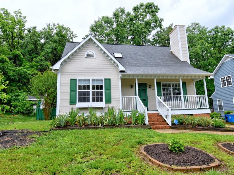 4226 Bluffs Ln, Durham, NC 27712