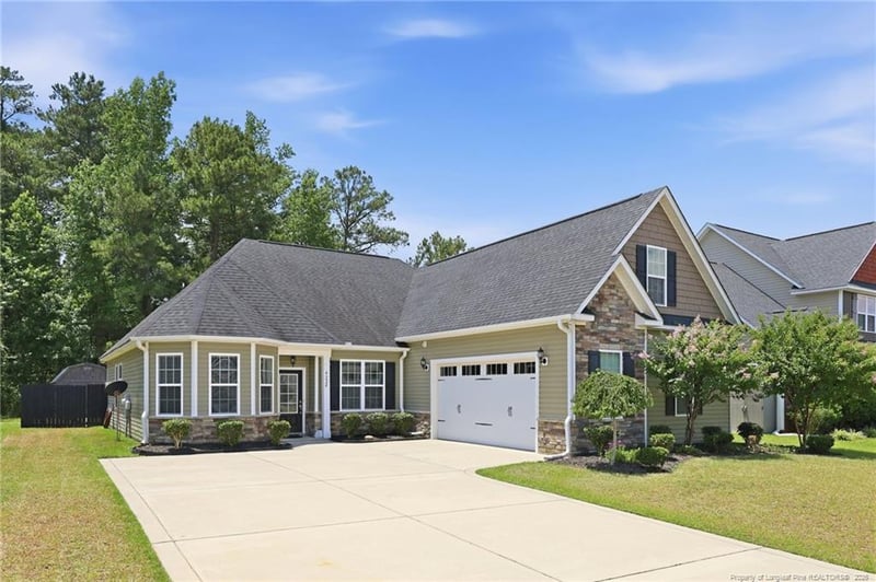 4228 Pleasantburg Dr, Fayetteville, NC 28312