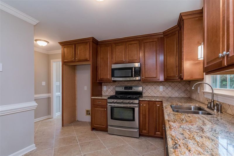 4228 Tolchester Pl, Raleigh, NC 27613