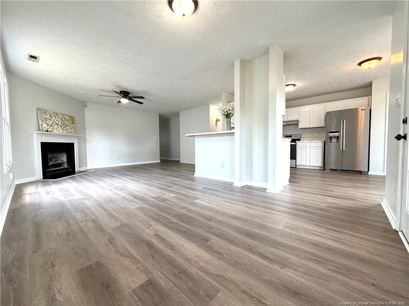 4229 Buckhurst Dr, Hope Mills, NC 28348