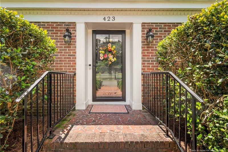 423 Arlington Cir, Sanford, NC 27330