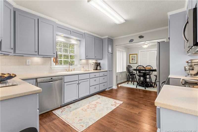 423 Arlington Cir, Sanford, NC 27330