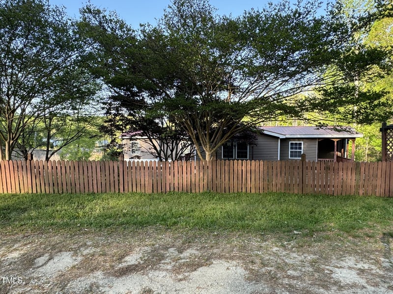 423 Carroll St, Apex, NC 27539