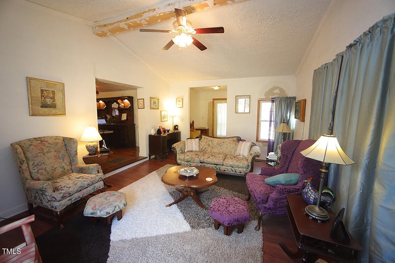 423 Carroll St, Apex, NC 27539