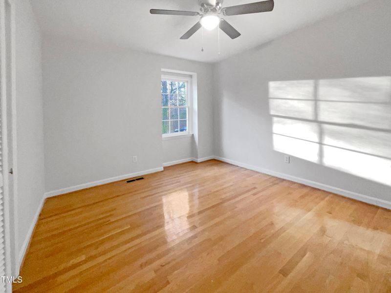 423 Cedar Hill Ln, Raleigh, NC 27609