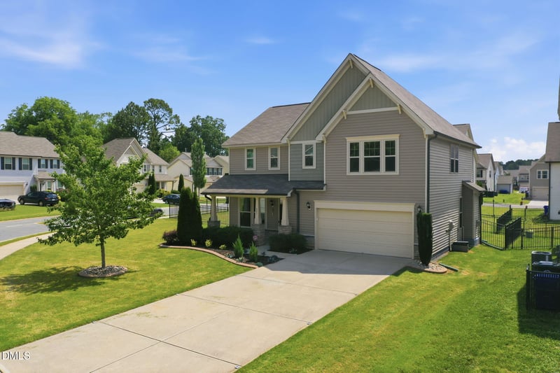 423 Fairway Dr, Mebane, NC 27302