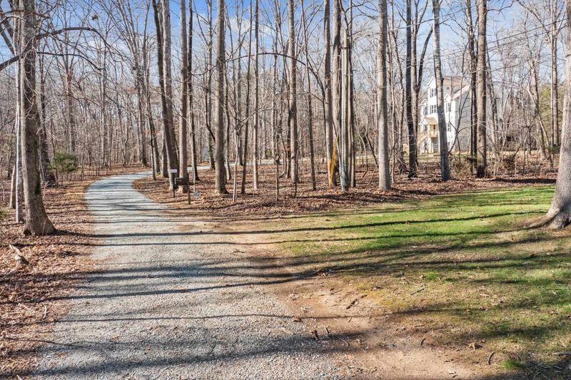 423 Kingsbury Dr, Durham, NC 27712