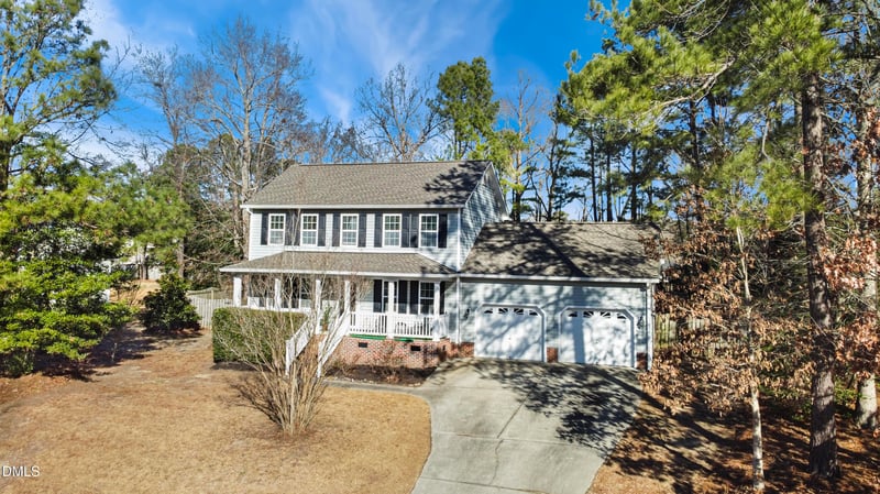 423 Kinsman Ct, Fuquay Varina, NC 27526